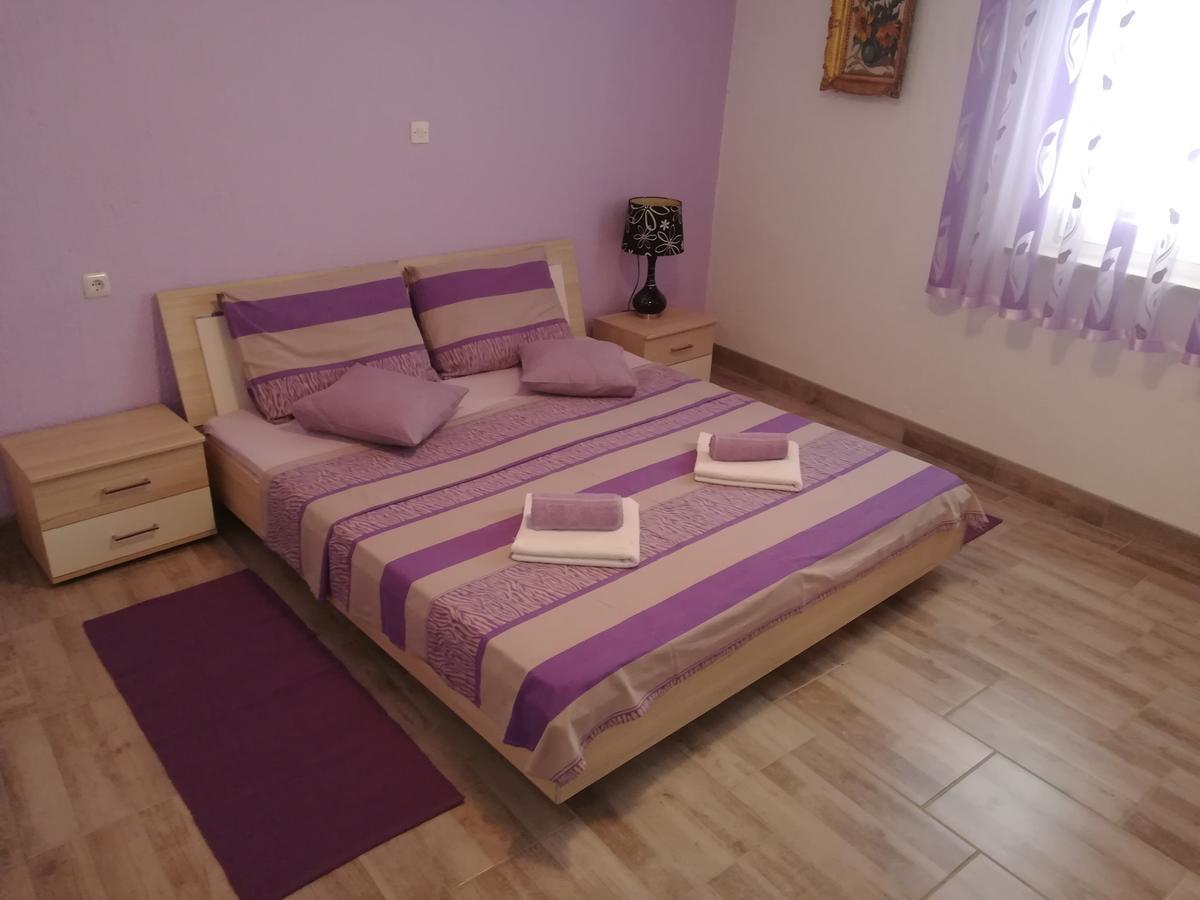 Apartment Ines 노비비노돌스키 외부 사진